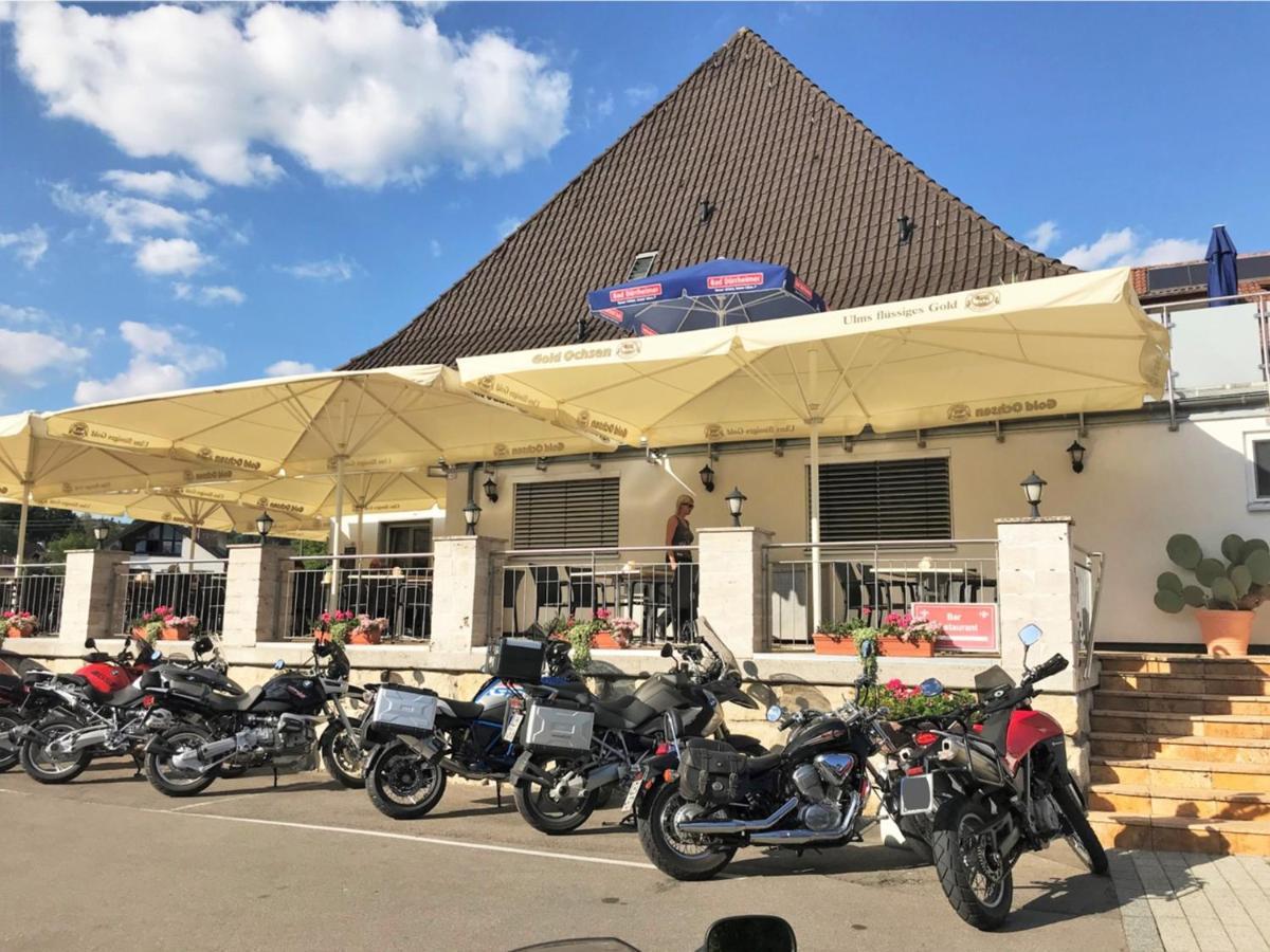 Bodensee-Hotel Kreuz อูลดิงเงน มึลโฮเฟิน ภายนอก รูปภาพ