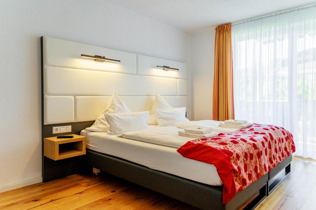 Bodensee-Hotel Kreuz อูลดิงเงน มึลโฮเฟิน ภายนอก รูปภาพ