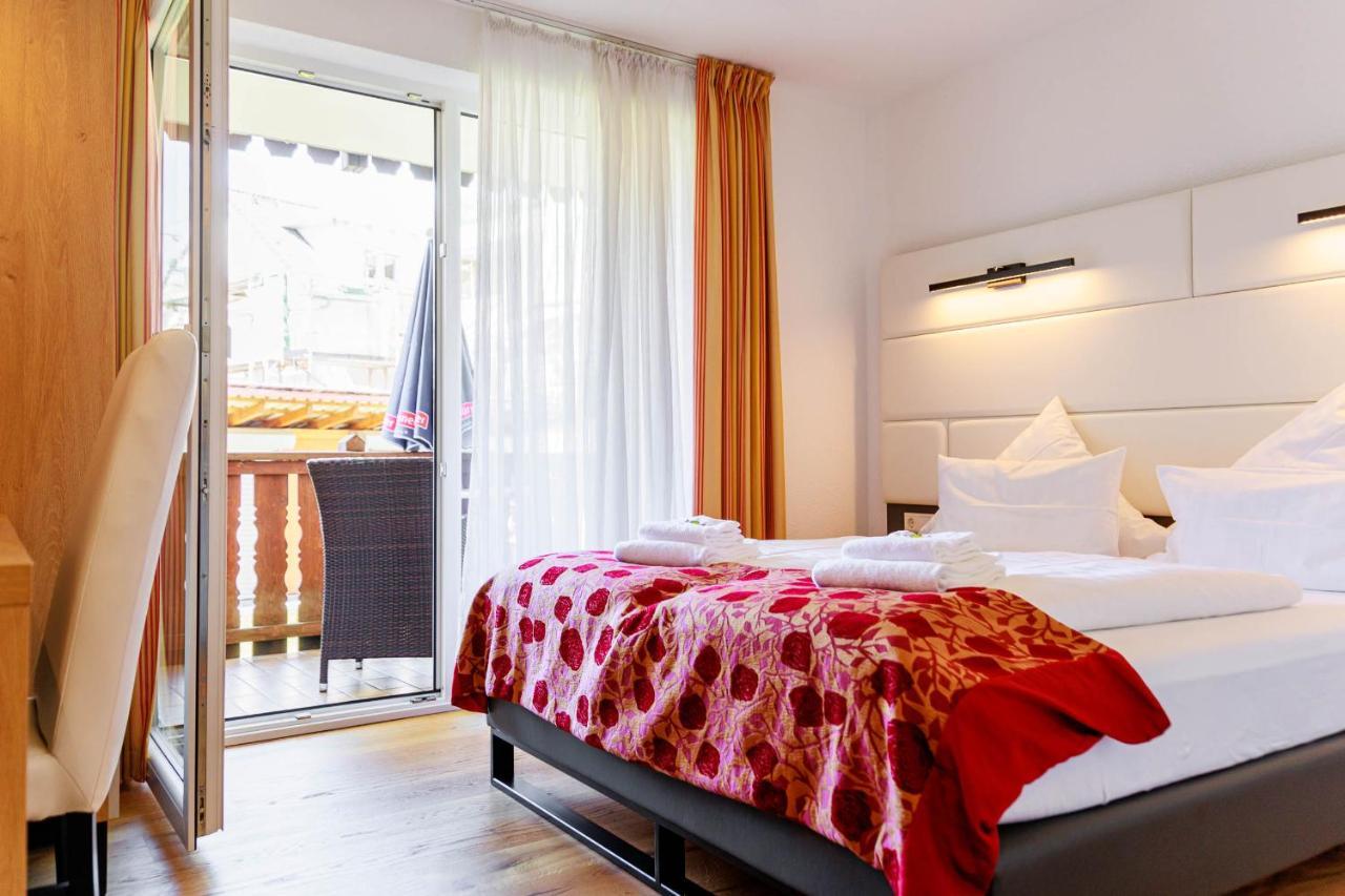 Bodensee-Hotel Kreuz อูลดิงเงน มึลโฮเฟิน ภายนอก รูปภาพ