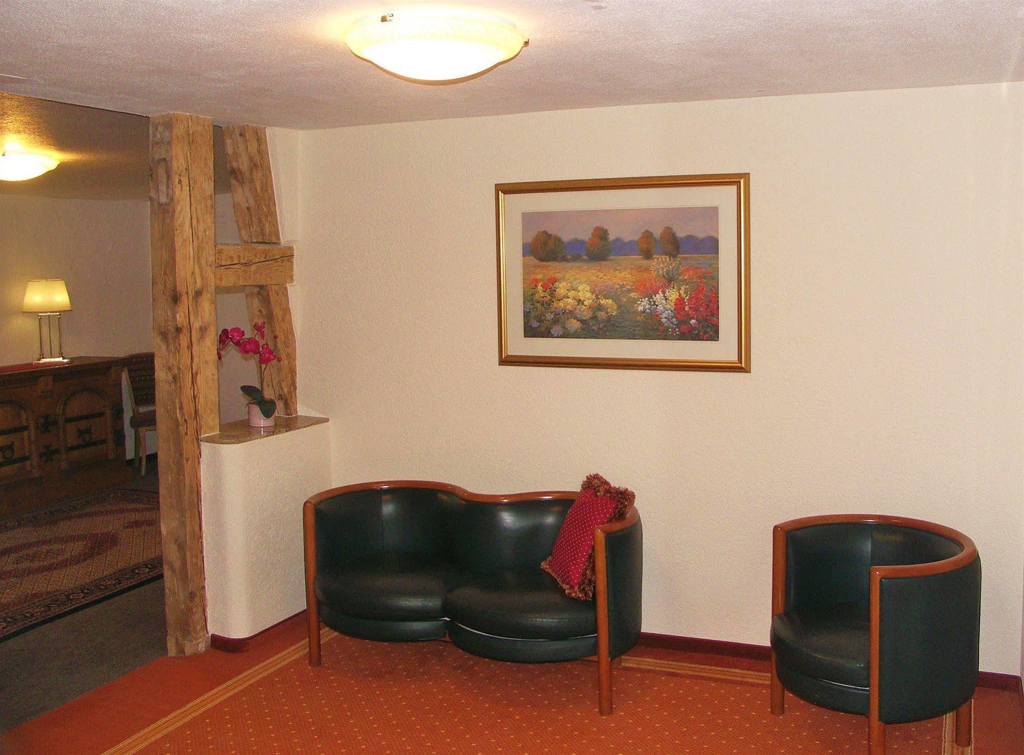 Bodensee-Hotel Kreuz อูลดิงเงน มึลโฮเฟิน ภายนอก รูปภาพ