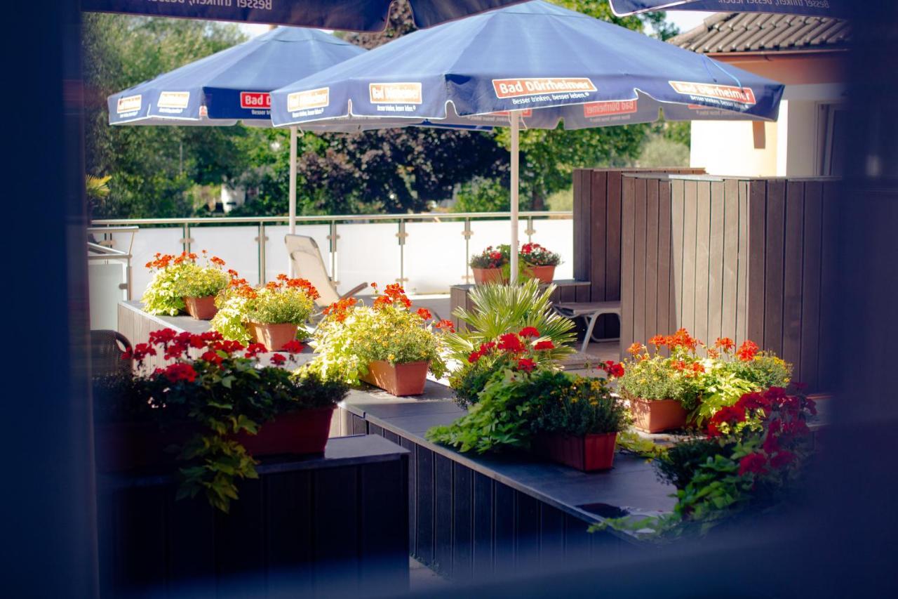 Bodensee-Hotel Kreuz อูลดิงเงน มึลโฮเฟิน ภายนอก รูปภาพ